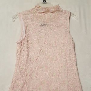 Lace sleeveless top